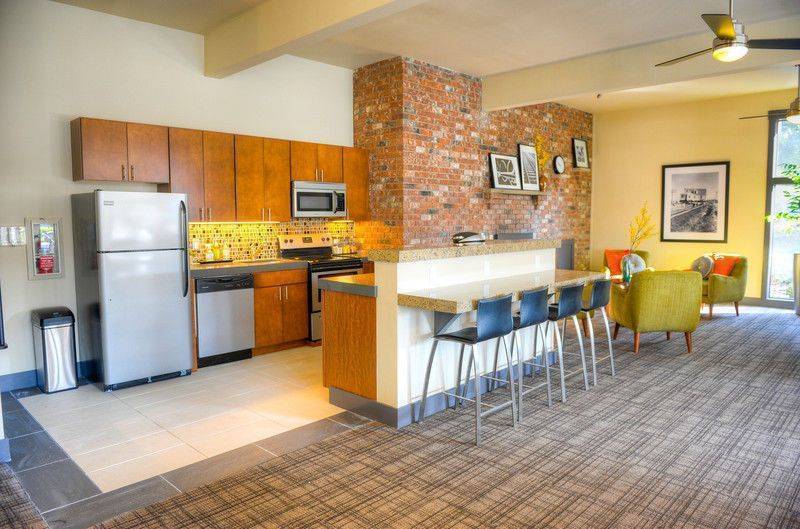 Neely Station Apartments