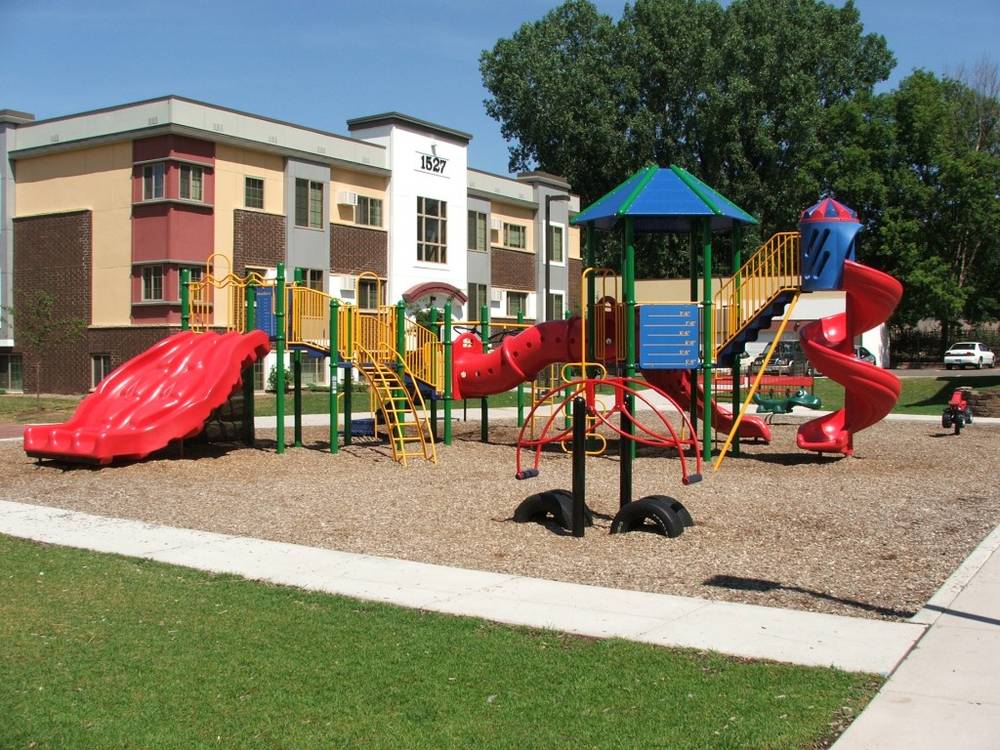 Ames Lake Neighborhood, Apartments for Rent in Saint Paul, MN