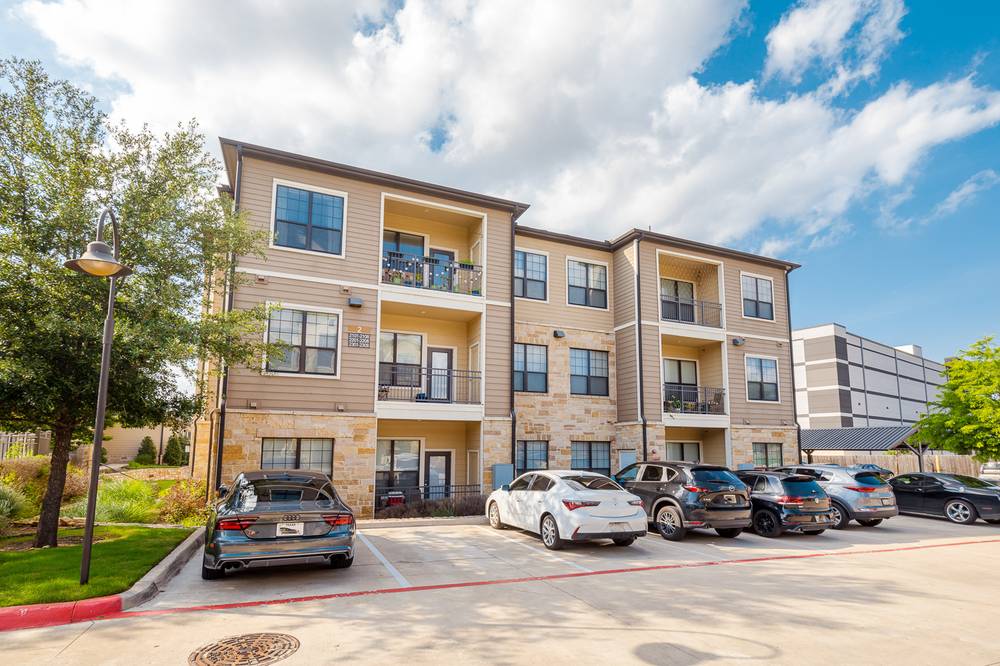 The Royce at 8100, Apartments for Rent in Austin, TX