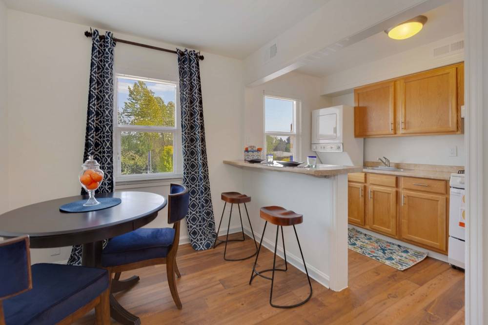 Alcove at Seahurst Apartment Homes, Apartments for Rent in Burien, WA