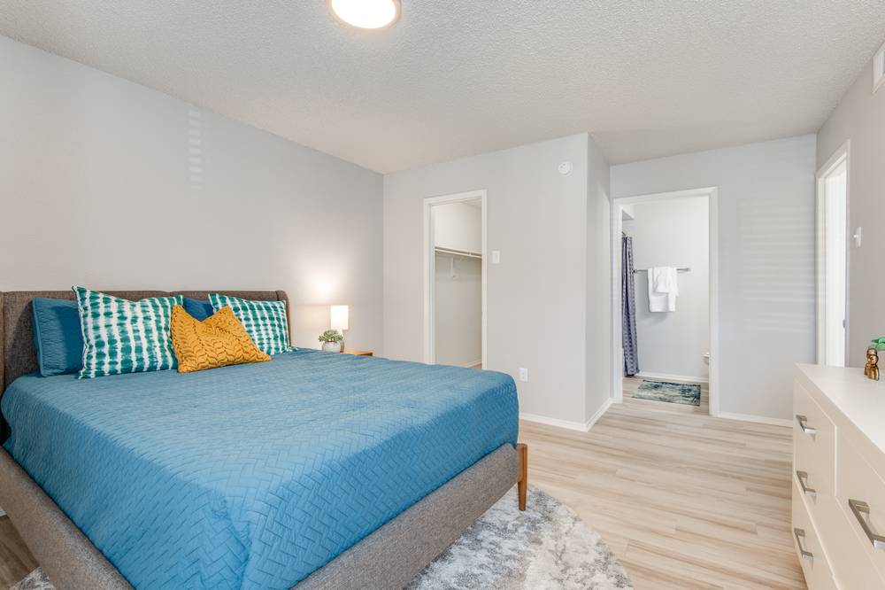 8500 Harwood, Apartments for Rent in North Richland Hills, TX