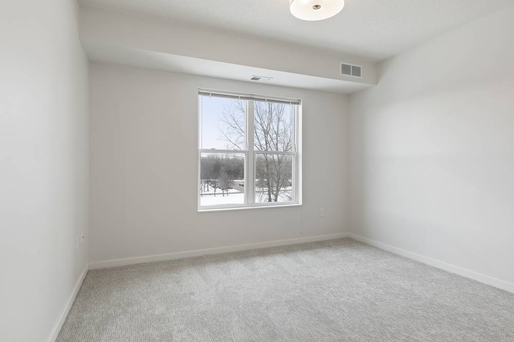 Aster House, Apartments for Rent in Eagan, MN
