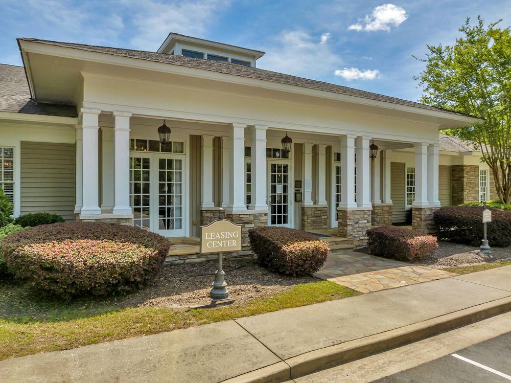 Adrian on Riverside, Apartments for Rent in Macon, GA