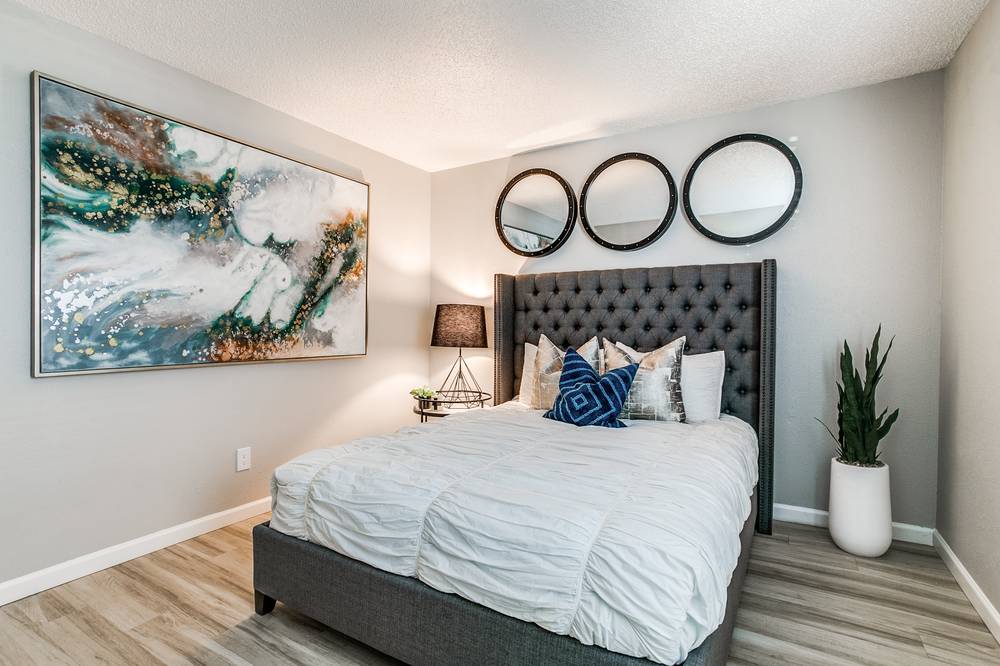 The Melville, Apartments for Rent in Dallas, TX