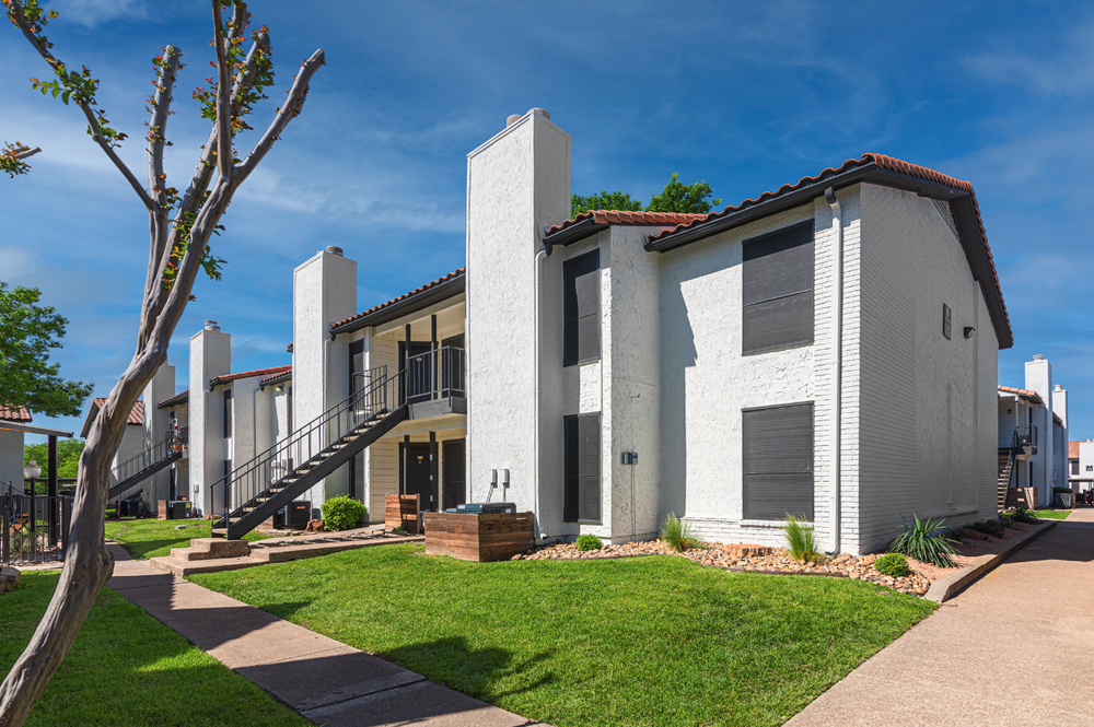 Athena Apartment Homes, Apartments for Rent in Benbrook, TX