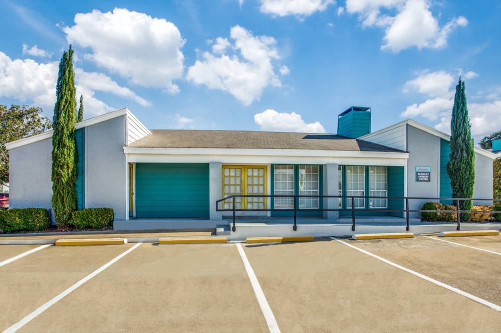 Sagamore Apartment Homes, Apartments for Rent in Benbrook, TX
