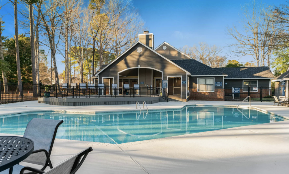 Amberwood at Lochmere, Apartments for Rent in Cary, NC