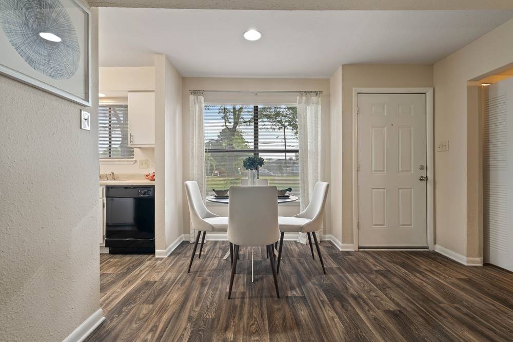 Hawthorne at Oak Ridge, Apartments for Rent in Greensboro, NC