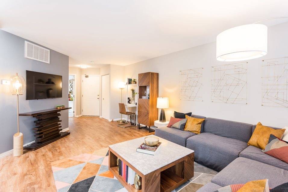 Crossings at St Charles, Apartments for Rent in St Charles, IL