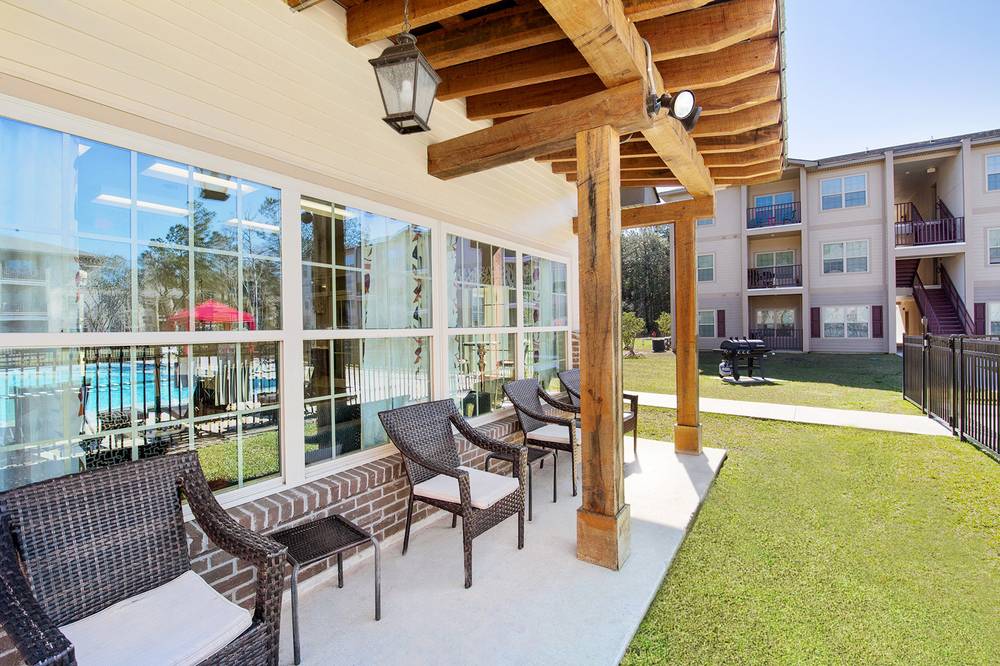 Reagan Crossing, Apartments for Rent in Covington, LA