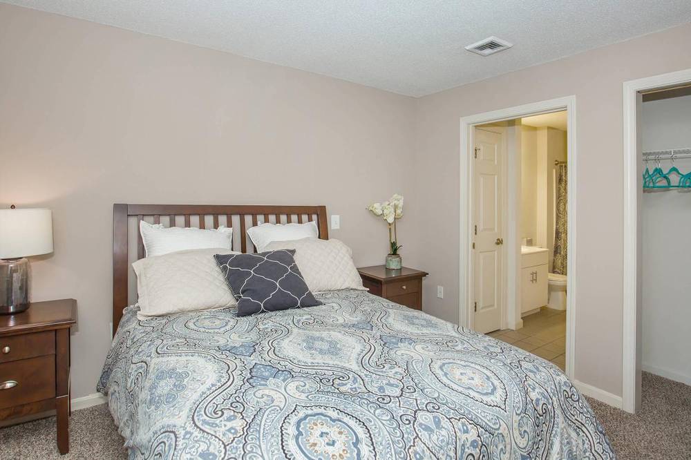 The Place at Catherine's Way, Apartments for Rent in Manchester, CT