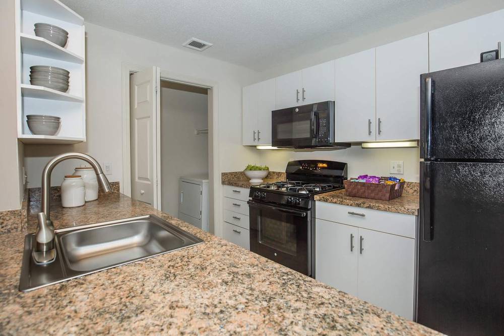 The Place at Catherine's Way, Apartments for Rent in Manchester, CT